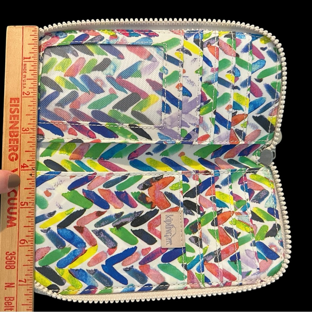 Excellent Pre-Loved Condition Kipling Uzario “Qui… - image 7